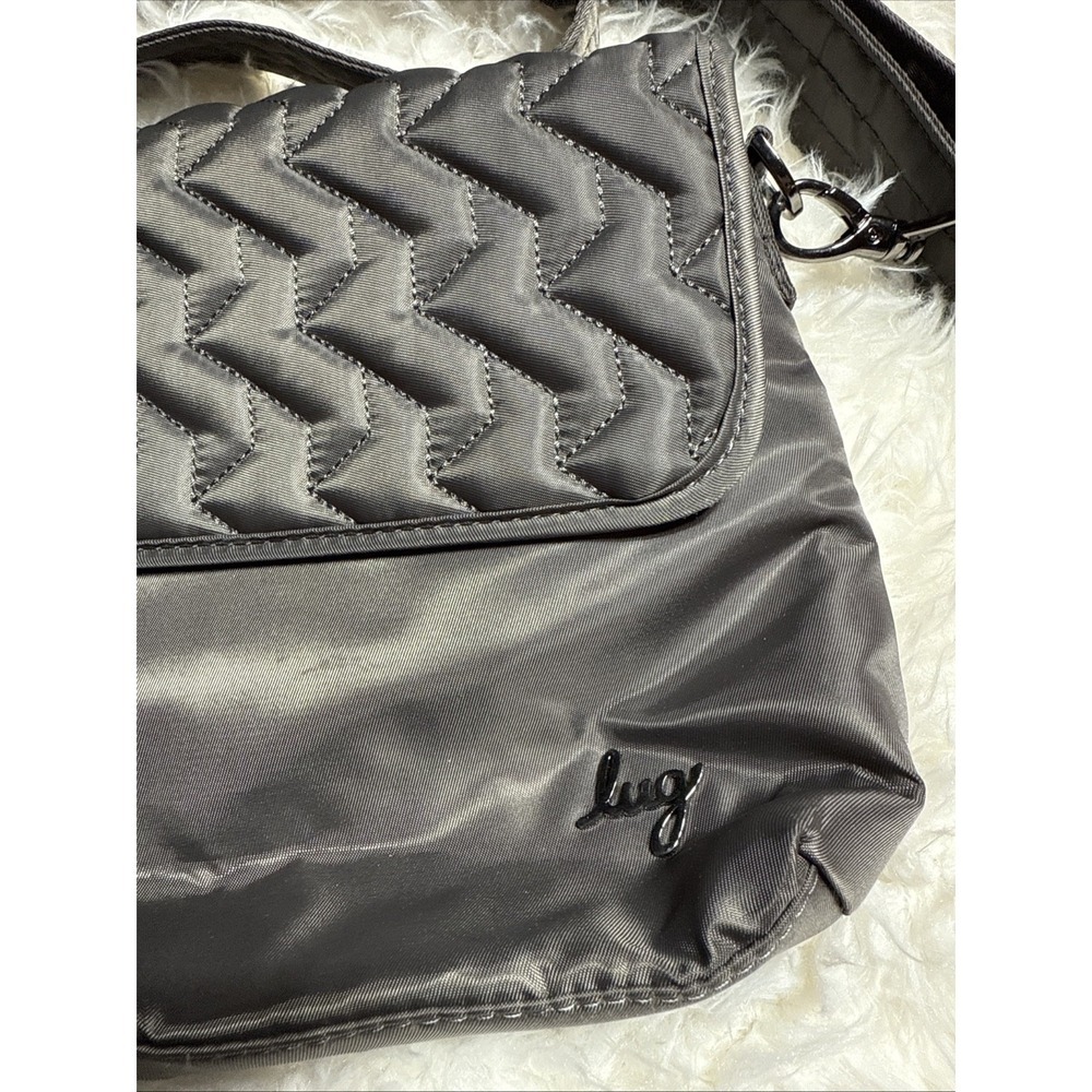 Lug Soar Gunmetal Gray Crossbody Bag Magnetic Closure Adjustable Strap PurseNWOT - Picture 2 of 10